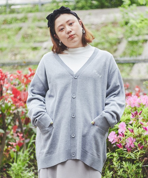 PUNYUS（プニュズ）の「ワンポイントロゴカーディガン（カーディガン/ボレロ・レディース・ブラック/グレー/グリーン/ベージュ/パープル/カーキ・2/1/4/3）」の17枚目の写真