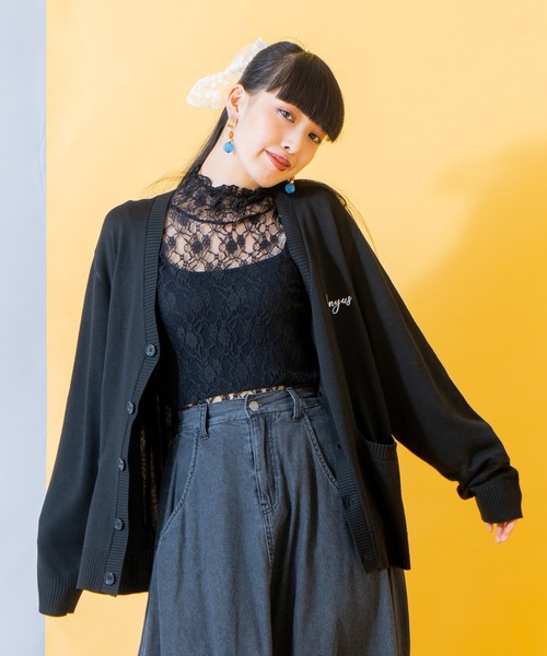 PUNYUS（プニュズ）の「ワンポイントロゴカーディガン（カーディガン/ボレロ・レディース・ブラック/グレー/グリーン/ベージュ/パープル/カーキ・2/1/4/3）」の16枚目の写真