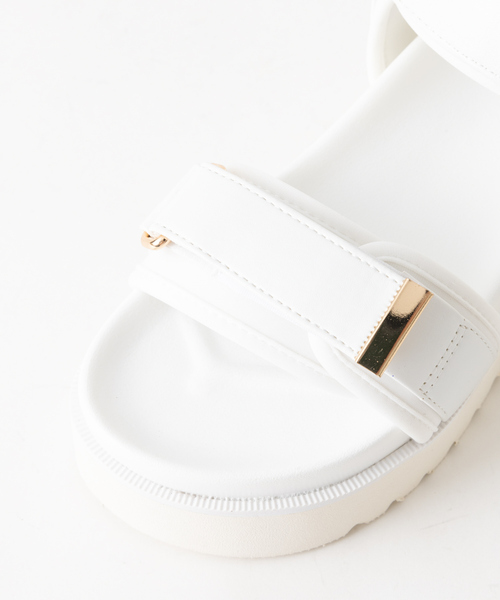 Au BANNISTER（オゥバニスター）の「【販売店舗限定】フットベッドスポーツサンダル（サンダル・レディース・ピンクベージュ/ブラック/ホワイト・L/S/M）」の13枚目の写真