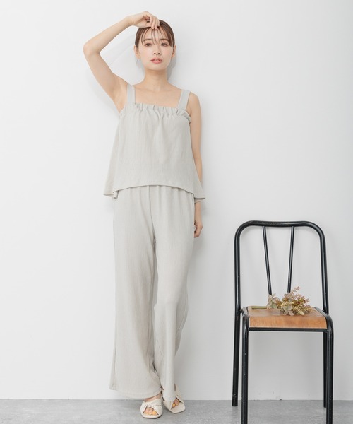 mysty woman(ミスティウーマン)の「楊柳ビスチェ×ワイドパンツ 287706(セットアップ・レディース・チャコールグレー/ブラック/オレンジ/グレー系その他・FREE)」の4枚目の写真