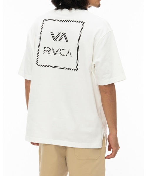 RVCA（ルーカ）の「RVCA メンズ  VA ALL THE WAY Ｔシャツ【2022年夏モデル】/ルーカ半袖バックプリントTシャツ（Tシャツ/カットソー・メンズ・ブラック/ロイヤルブルー/モスグリーン/オフホワイト・LARGE/SMALL/MEDIUM）」の11枚目の写真