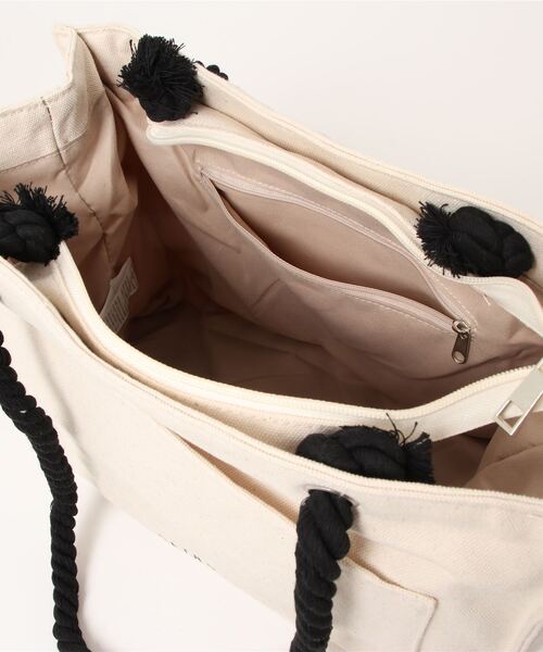 one way(ワンウェイ)の「キャンバスロープハンドルトート(トートバッグ・レディース・ホワイト/ブラック/ブラック系その他・FREE)」の5枚目の写真