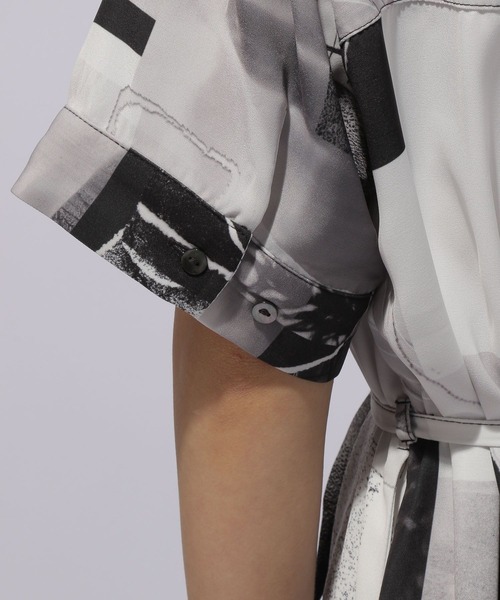 HARE（ハレ）の「【WEB限定】コラージュフォトワンピース(HARE