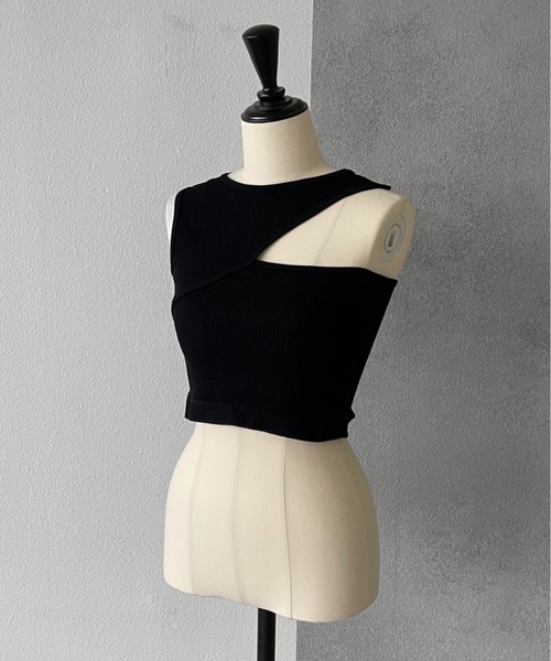 Solace（ソレイス）の「カットオープンベアタンク（タンクトップ・レディース・ホワイト/ブラック・FREE）」の4枚目の写真