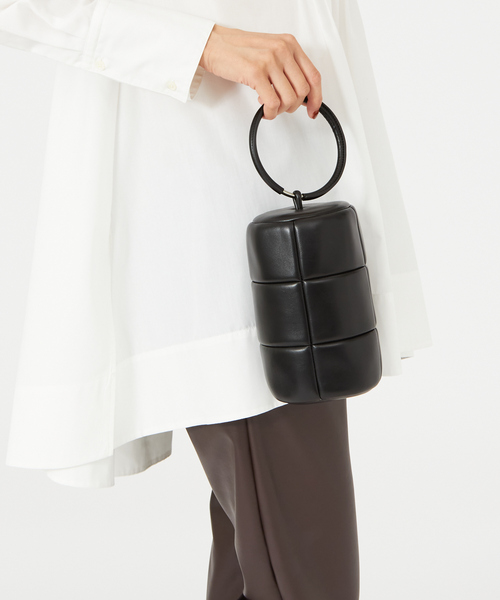 ADD CULUMN（アドカラム）の「【ADD CULUMN】ドラム型ショルダー（ショルダーバッグ・レディース・ピンク/ブラック・フリー）」の2枚目の写真