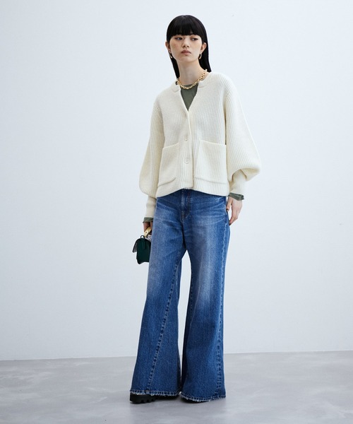 ADAM ET ROPE'（アダムエロペ）の「ウォッシャブルウール畦カーディガン（カーディガン/ボレロ・レディース・ホワイト/ブラック/イエロー・FREE）」の17枚目の写真