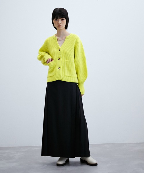 ADAM ET ROPE'（アダムエロペ）の「ウォッシャブルウール畦カーディガン（カーディガン/ボレロ・レディース・ホワイト/ブラック/イエロー・FREE）」の14枚目の写真