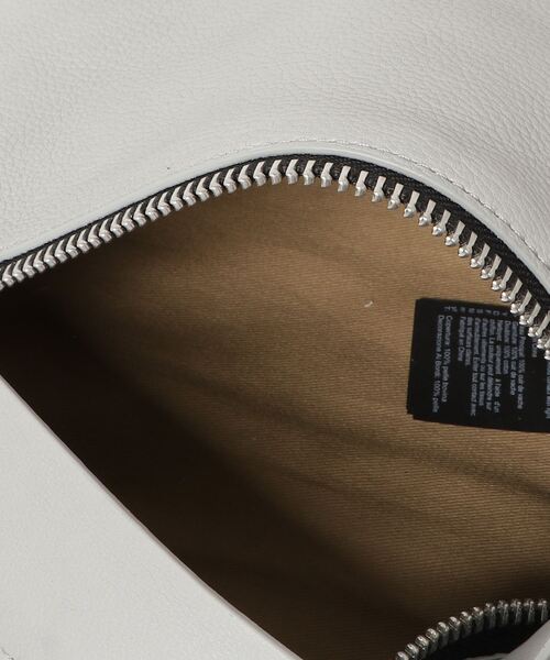ALLSAINTS(オールセインツ)の「COLETTE LEATHER CROSSBODY BAG | COLETTE レザー クロスボディ バッグ(ショルダーバッグ・レディース・グリーン系その他・ONE SIZE)」の4枚目の写真