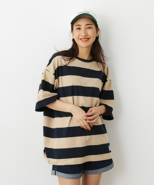 RODEO CROWNS WIDE BOWL（ロデオクラウンズワイドボウル）の「SHARE BORDER Tシャツ（Tシャツ/カットソー・レディース・ホワイト系その他/ベージュ系その他/グリーン系その他/レッド系その他・FREE）」の3枚目の写真