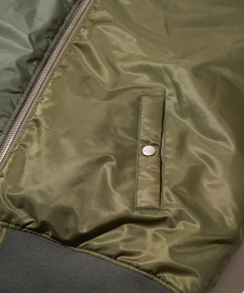 ADPOSION（アドポーション）の「シンサレート中綿 MA-1フライトジャケット（MA-1・メンズ・ブラック/グレー/オリーブ・MEDIUM/LARGE/X-LARGE）」の12枚目の写真