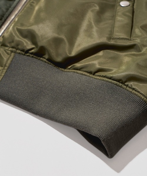 ADPOSION（アドポーション）の「シンサレート中綿 MA-1フライトジャケット（MA-1・メンズ・ブラック/グレー/オリーブ・MEDIUM/LARGE/X-LARGE）」の14枚目の写真