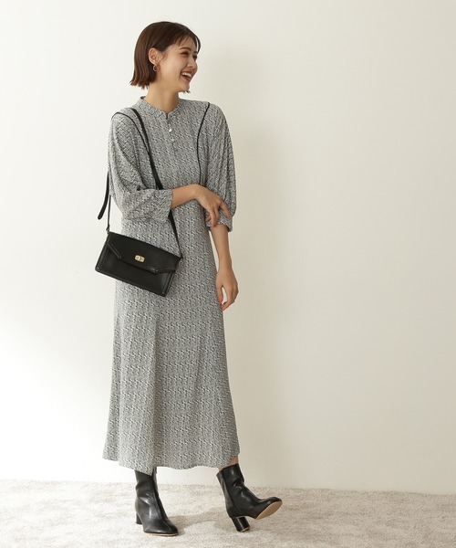 N.(N. Natural Beauty Basic)(エヌエヌナチュラルビューティーベーシック)の「◆キカプリントパイピングワンピース(ワンピース・レディース・ホワイト系その他/ブラック系その他/レッド系その他・MEDIUM)」の4枚目の写真