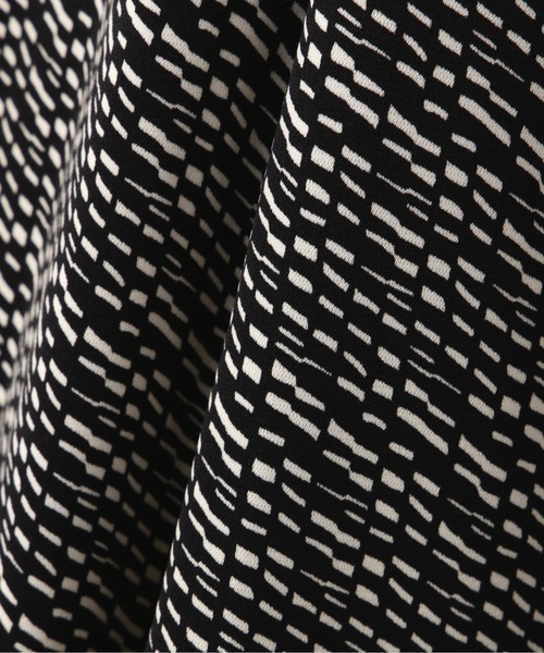 N.(N. Natural Beauty Basic)(エヌエヌナチュラルビューティーベーシック)の「◆キカプリントパイピングワンピース(ワンピース・レディース・ホワイト系その他/ブラック系その他/レッド系その他・MEDIUM)」の21枚目の写真