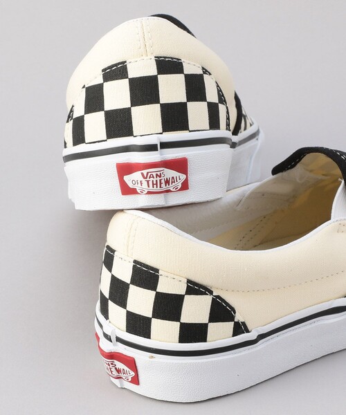 VANS(バンズ)の「VANS/ヴァンズ CLASSIC SLIP-ON/クラシックスリッポン/VN000EYEBWW(スニーカー・レディース・ブラック・23/24/25/26/27/28)」の9枚目の写真