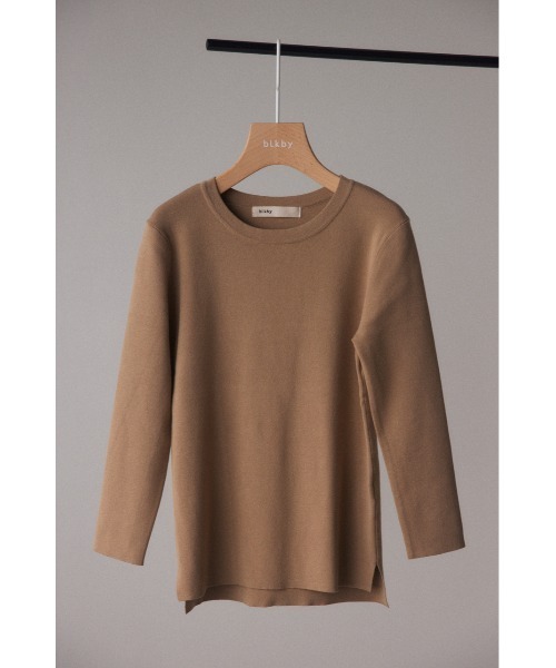 BLACK BY MOUSSY（ブラックバイマウジー）の「washable longsleeve tops（ウォッシャブルロングスリーブトップス）（ニット/セーター・レディース・ベージュ/ブラック/ライトグリーン/グリーン/オフホワイト/パープル/ブルー・FREE）」の4枚目の写真