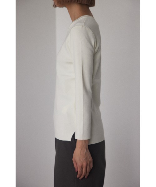 BLACK BY MOUSSY（ブラックバイマウジー）の「washable longsleeve tops（ウォッシャブルロングスリーブトップス）（ニット/セーター・レディース・ベージュ/ブラック/ライトグリーン/グリーン/オフホワイト/パープル/ブルー・FREE）」の10枚目の写真