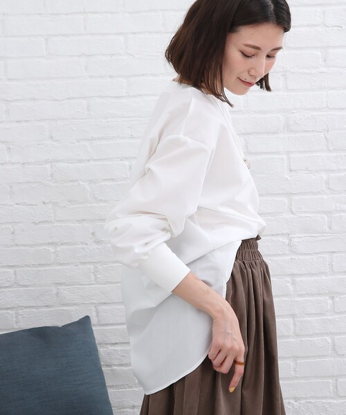 SHOO・LA・RUE（シューラルー）の「◆パフスリーブTブラウス（シャツ/ブラウス・レディース・ブラック/オフホワイト・02/03）」の19枚目の写真