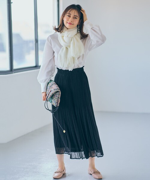 SHOO・LA・RUE（シューラルー）の「◆パフスリーブTブラウス（シャツ/ブラウス・レディース・ブラック/オフホワイト・02/03）」の21枚目の写真