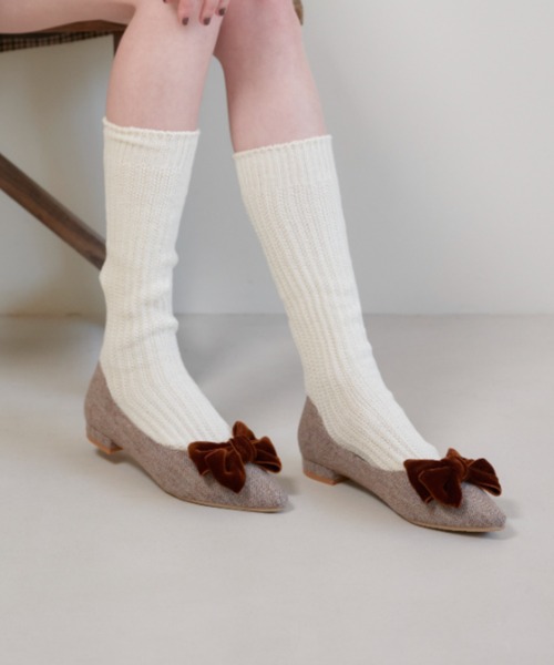 Launa lea(ラウナレア)の「リボンフラットパンプス(0460A)(パンプス・レディース・ブラック/ベージュ/グレー系その他/レオパード/ライトベージュ/ライトブルー/ブラック系その他/ラベンダー/ネイビー/レッド/レインボー/ブラウン系/グレイッシュブルー・22.5cm/23.5cm/24.5cm/23.0cm/24.0cm/25.0cm/22.0cm/25.5cm)」の4枚目の写真