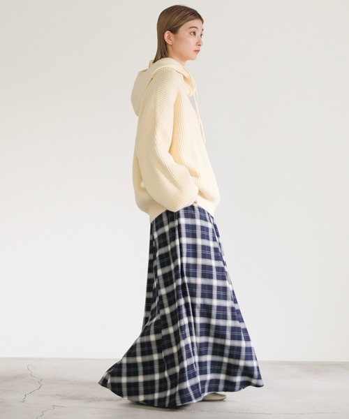 select MOCA(セレクトモカ)の「フレアマキシスカート(スカート・レディース・ブラック/オレンジ/ベージュ/ネイビー・SMALL/MEDIUM)」の6枚目の写真