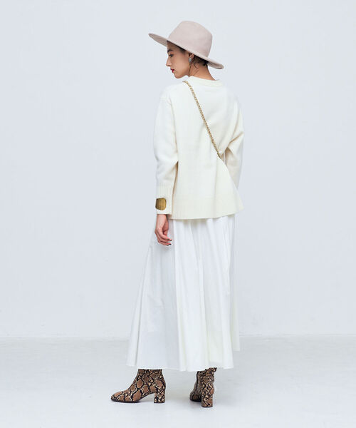 NOLLEY’S（ノーリーズ）の「◇【WEB限定】MUSIC カシミヤブレンド長めクルーネックプルオーバーニット（ニット/セーター・レディース・ライトブルー/ネイビー/オフホワイト/ピンク/イエロー/ベビーピンク/ロイヤルブルー・38）」の11枚目の写真