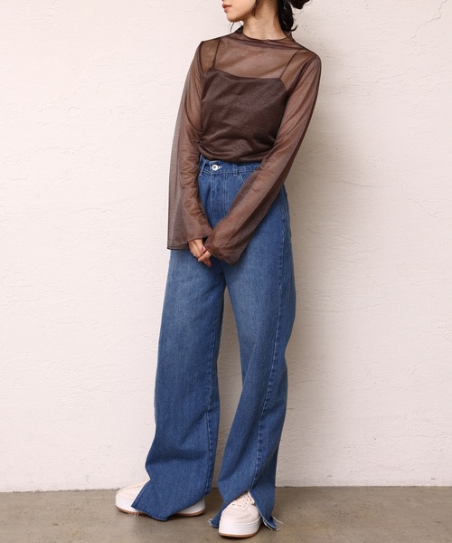 one after another NICE CLAUP(ワンアフターアナザーナイスクラップ)の「レイヤードスタイルにはこれ。袖フレアシアートップス(Tシャツ/カットソー・レディース・ベージュ/ブラウン/アイボリー・FREE)」の21枚目の写真