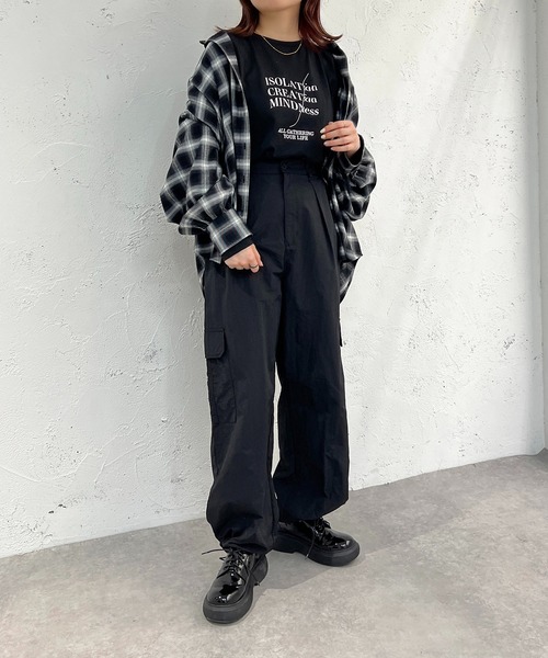 apres jour mignon（アプレジュールミニョン）の「アソートベーシックロンT【ZOZOTOWN限定アイテム】（Tシャツ/カットソー・レディース・ホワイト系その他/ブラック/ホワイト系その他2/ホワイト系その他3/ブルー/ベージュ系その他/ブラック系その他/オフホワイト/アイボリー・X-LARGE/フリー）」の14枚目の写真