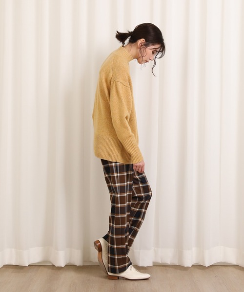 INED(イネド)の「ウールブレンドセミワイドパンツ(その他パンツ・レディース・その他2/その他7/ネイビー/オフホワイト/アイボリー・7号/9号/5号/11号)」の7枚目の写真