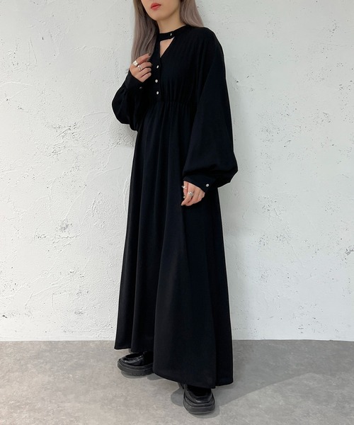 ネックカッティングワンピース【ZOZOTOWN限定アイテム