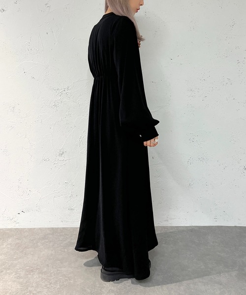 apres jour mignon(アプレジュールミニョン)の「ネックカッティングワンピース【ZOZOTOWN限定アイテム】(ワンピース・レディース・ブラック/ブラック系その他2/ブラック系その他・X-LARGE/フリー)」の12枚目の写真