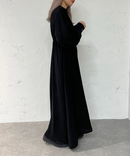 apres jour mignon(アプレジュールミニョン)の「ネックカッティングワンピース【ZOZOTOWN限定アイテム】(ワンピース・レディース・ブラック/ブラック系その他2/ブラック系その他・X-LARGE/フリー)」の13枚目の写真