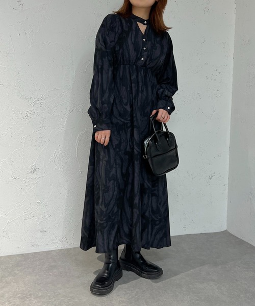 apres jour mignon(アプレジュールミニョン)の「ネックカッティングワンピース【ZOZOTOWN限定アイテム】(ワンピース・レディース・ブラック/ブラック系その他2/ブラック系その他・X-LARGE/フリー)」の21枚目の写真