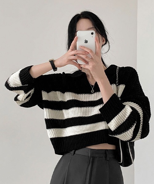 BEIDELLI（ベイデリー）の「[BELLIDE MADE] ビッグストライプオープンカラーニット（ニット/セーター・レディース・ブラック/ブルー/アイボリー・FREE）」の12枚目の写真