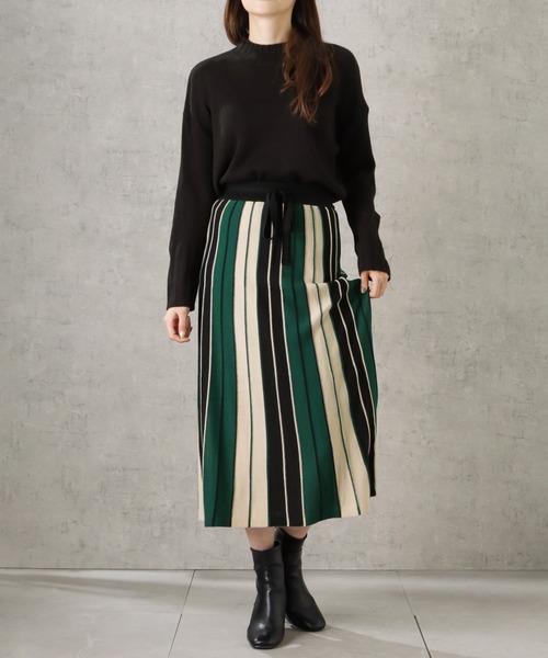 NAVY(ネイビー)の「配色切替ラインスカート(スカート・レディース・ブルー/グリーン/ブラウン/ベージュ・M/L)」の14枚目の写真