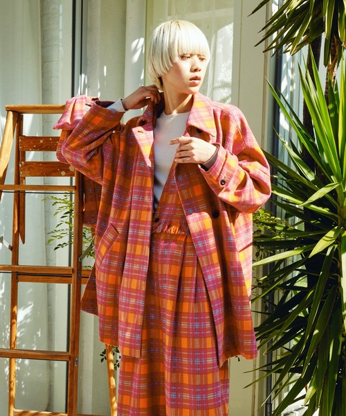 moyan ecri（モヤン エクリ）の「オーバーサイズチェックコート