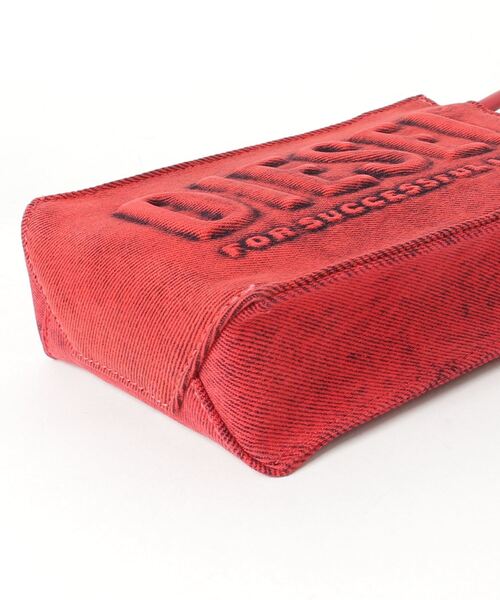 DIESEL(ディーゼル)の「ユニセックス デニム ミニバッグ(ハンドバッグ・レディース・レッド・UNI)」の7枚目の写真