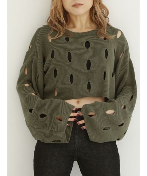 MURUA(ムルーア)の「クロップドメッシュニット(ニット/セーター・レディース・ブラック/カーキ・FREE)」の2枚目の写真