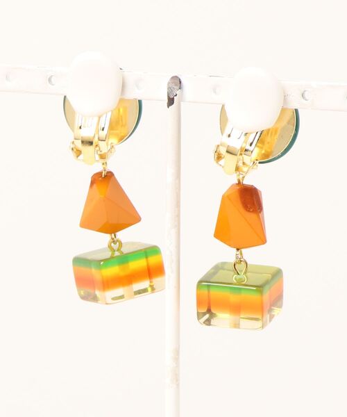 MARION GODART（マリオンゴダール）の「【MARION GODART（マリオンゴダール）】ラスタカラーイヤリング（イヤリング・レディース・グリーン・FREE）」の2枚目の写真