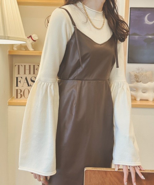 Ambre Neige(アンブルネージュ)の「フレアスリーブニット/【WEB/EC限定商品】(ニット/セーター・レディース・アイボリー/ダークブラウン/モカ・FREE)」の1枚目の写真