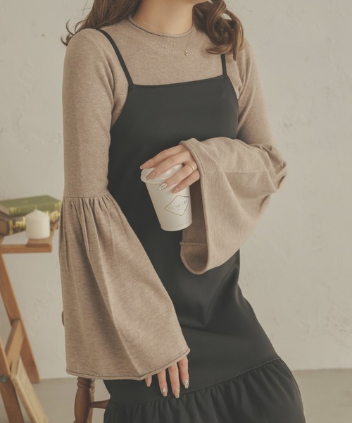 Ambre Neige(アンブルネージュ)の「フレアスリーブニット/【WEB/EC限定商品】(ニット/セーター・レディース・アイボリー/ダークブラウン/モカ・FREE)」の3枚目の写真