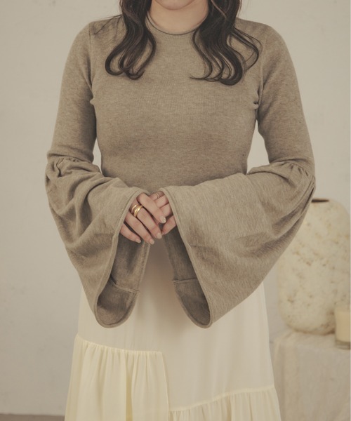 Ambre Neige(アンブルネージュ)の「フレアスリーブニット/【WEB/EC限定商品】(ニット/セーター・レディース・アイボリー/ダークブラウン/モカ・FREE)」の11枚目の写真