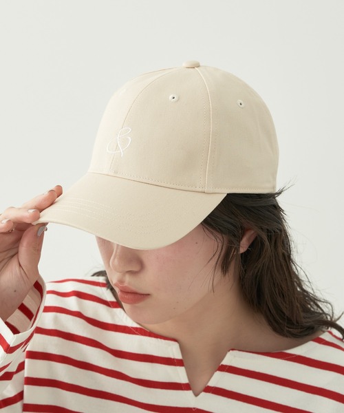 earth music&ecology（アースミュージックアンドエコロジー）の「エンブロイダリーキャップ（キャップ・レディース・ネイビー/アイボリー/ブラック/ライトベージュ・FREE）」の3枚目の写真