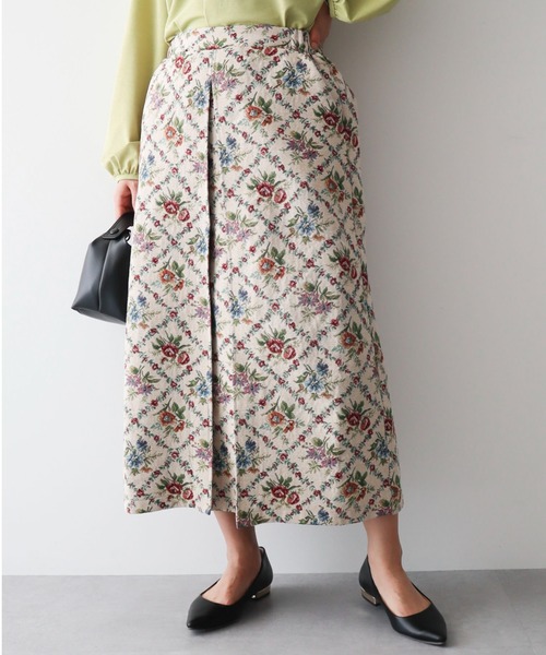 Furryrate（ファーリーレート）の「・furry rate ゴブランスカート（スカート・レディース・レッド/ベージュ・FREE）」の2枚目の写真