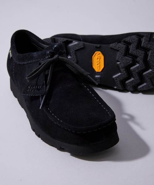 Firsthand(ファーストハンド)の「Clarks / クラークス Wallabee GTX / メンズワラビーゴアテックス(モカシン/デッキシューズ・メンズ・ブラック/ベージュ・8.5/7.5/9/6.5/7/8/6)」の2枚目の写真
