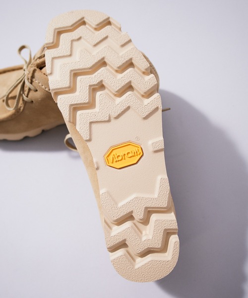 Firsthand(ファーストハンド)の「Clarks / クラークス Wallabee GTX / メンズワラビーゴアテックス(モカシン/デッキシューズ・メンズ・ブラック/ベージュ・8.5/7.5/9/6.5/7/8/6)」の8枚目の写真