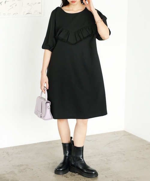 GeeRA(ジーラ)の「前後2WAYデザインミニワンピース(ワンピース・レディース・ベージュ/ブラック・MEDIUM/LARGE)」の3枚目の写真