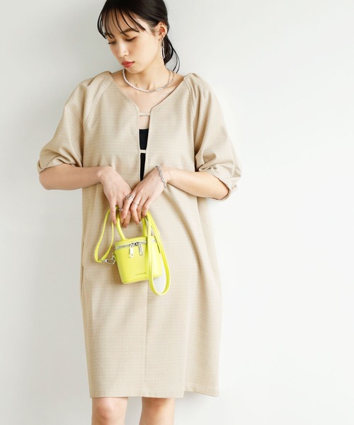 GeeRA(ジーラ)の「前後2WAYデザインミニワンピース(ワンピース・レディース・ベージュ/ブラック・MEDIUM/LARGE)」の18枚目の写真