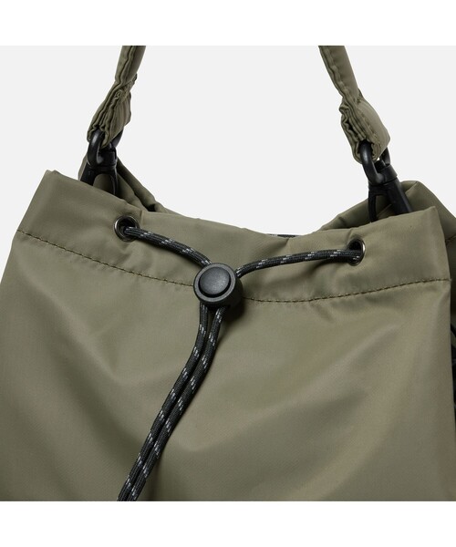 AIGLE（エーグル）の「ナイロンショルダーバッグ（ショルダーバッグ・レディース・モスグリーン/ブラック・FREE）」の7枚目の写真