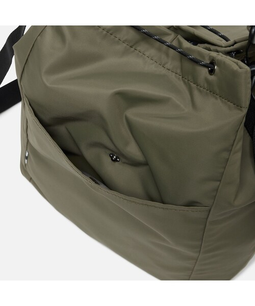 AIGLE（エーグル）の「ナイロンショルダーバッグ（ショルダーバッグ・レディース・モスグリーン/ブラック・FREE）」の11枚目の写真
