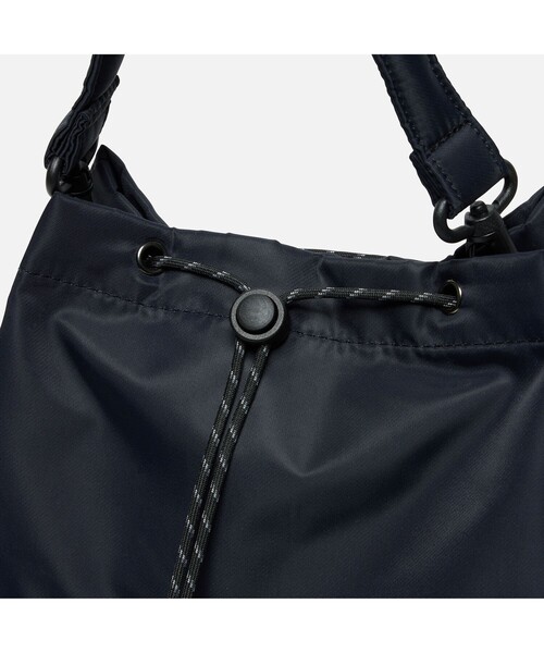 AIGLE（エーグル）の「ナイロンショルダーバッグ（ショルダーバッグ・レディース・モスグリーン/ブラック・FREE）」の17枚目の写真